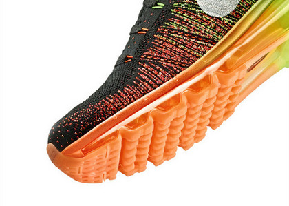 Nike_Flyknit_Air_Max_mens_detail2_large-thumb-480x342-37748.jpg